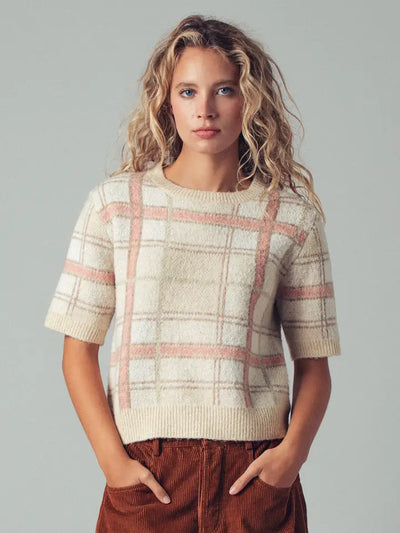 URBAN DAIZY PLAID S/S KNIT SWEATER