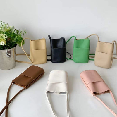 PRETTY PERSUASIONS SMALL CROSSBODY PURSE