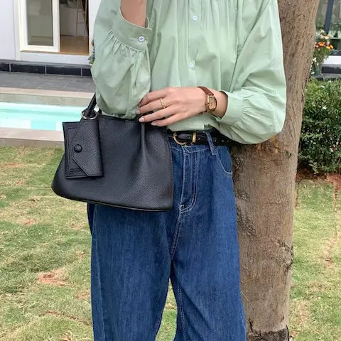 PRETTY PERSUASIONS CROSSBODY TOTE