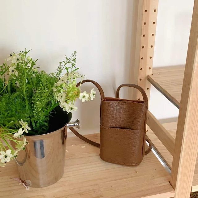 PRETTY PERSUASIONS SMALL CROSSBODY PURSE