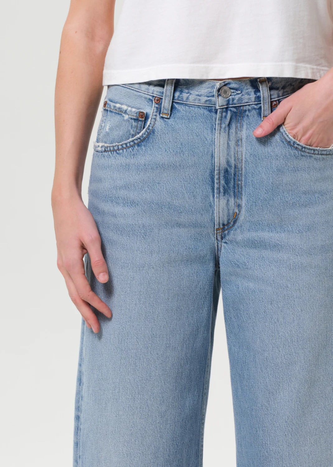 AGOLDE LOW CURVE FRAY