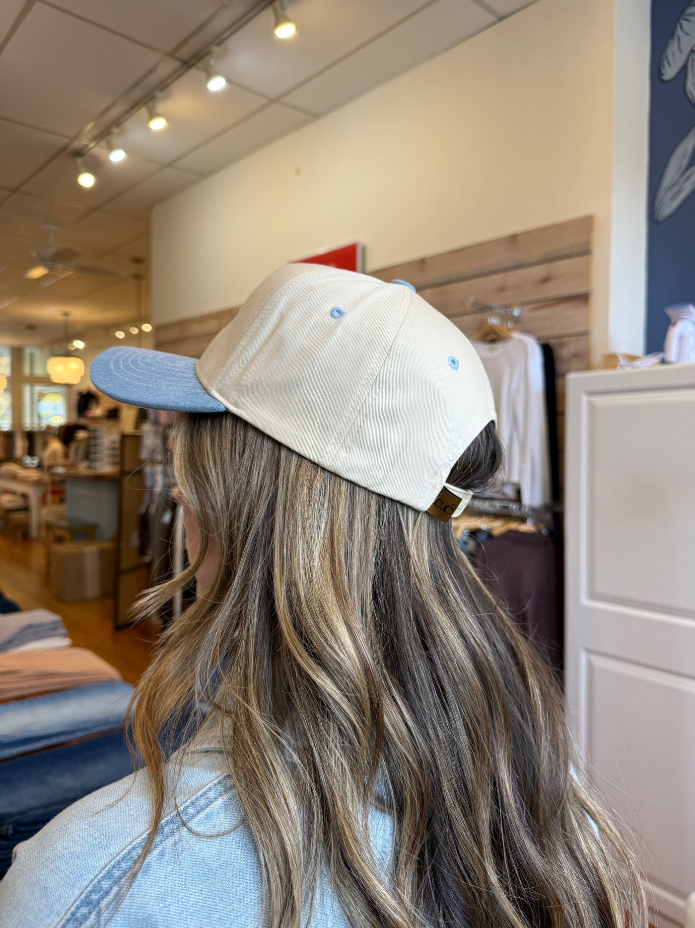 LUNACHICS TRUCKER HAT