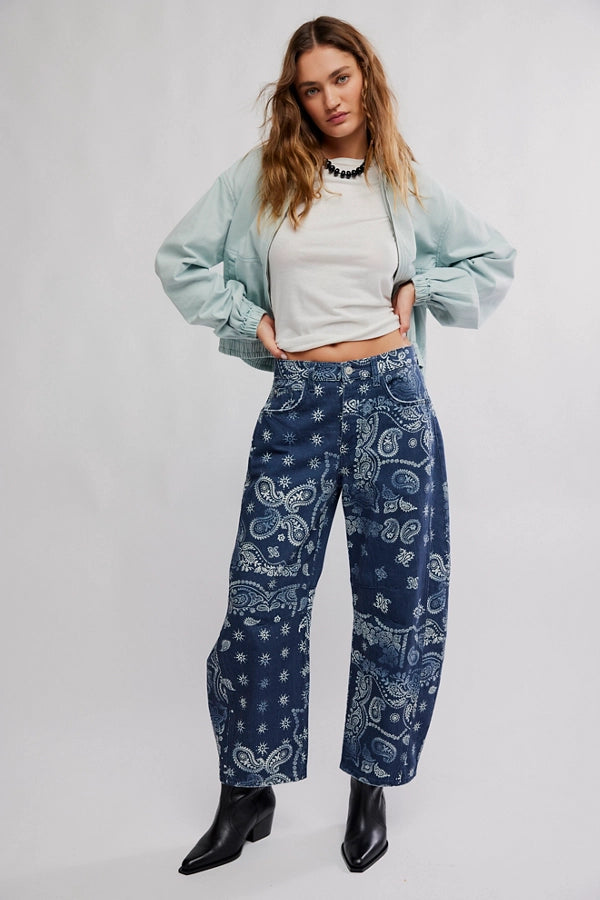 FREE PEOPLE GOOD LUCK PRINTED BARREL JEAN