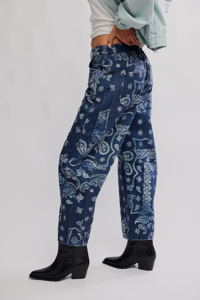 FREE PEOPLE GOOD LUCK PRINTED BARREL JEAN