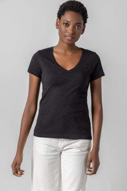 LILLA P SHORT SLEEVE V NECK