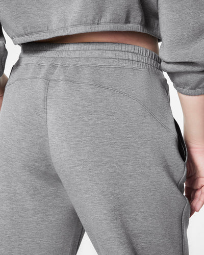 AIR ESSENTIALS JOGGER