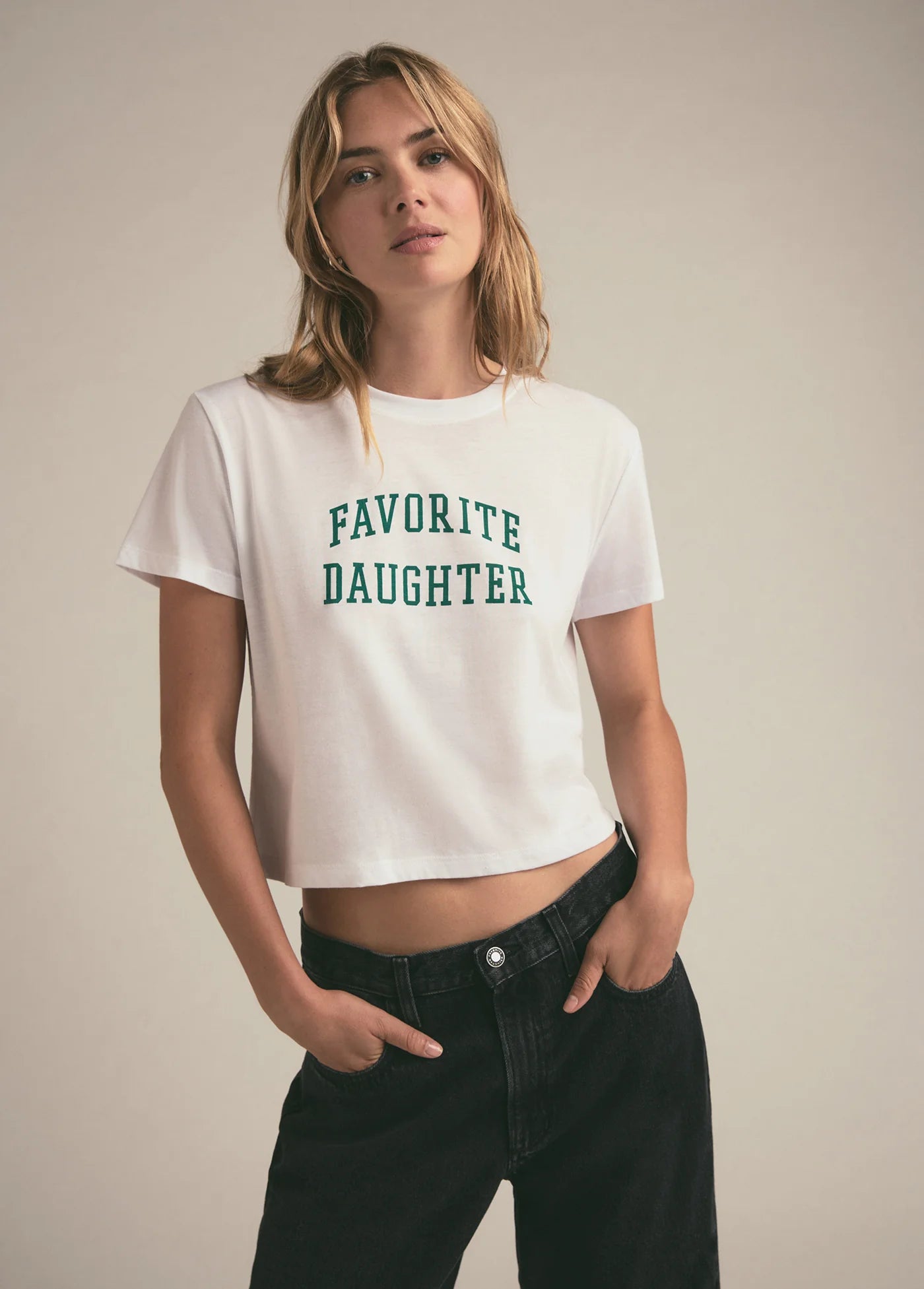 FAVORITE DAUGHTER CROPPED TEE