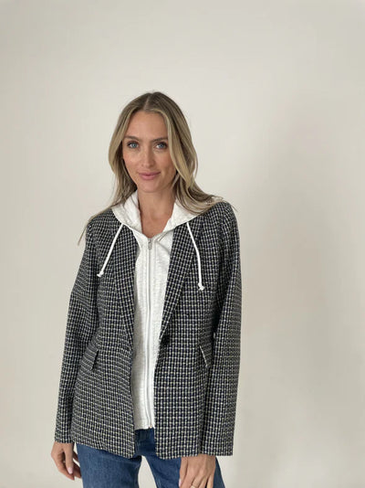 DREW BLAZER