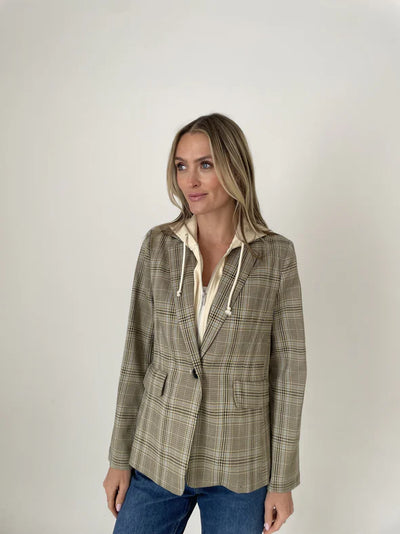 DREW BLAZER